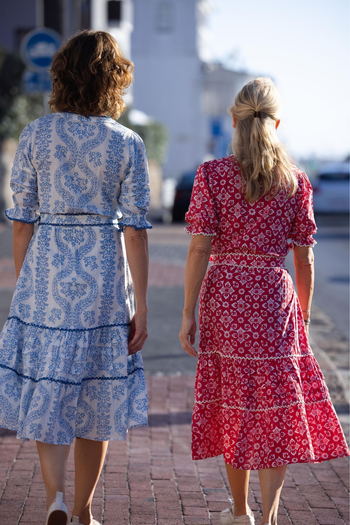 Audrey - Blue Garland