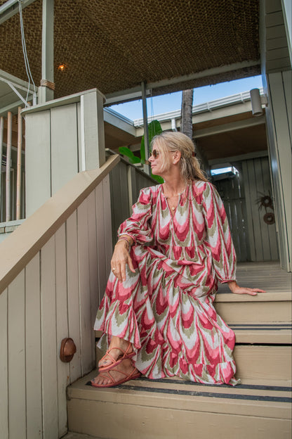 Pippa - Big Pink Ikat