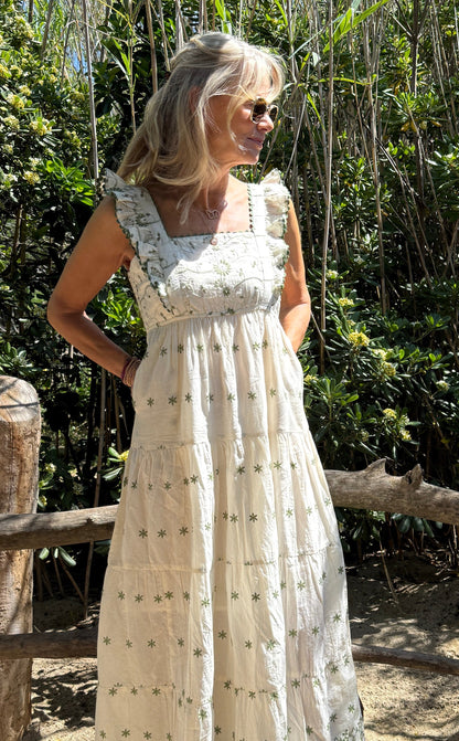 Lexy - Green Embroidered Flower