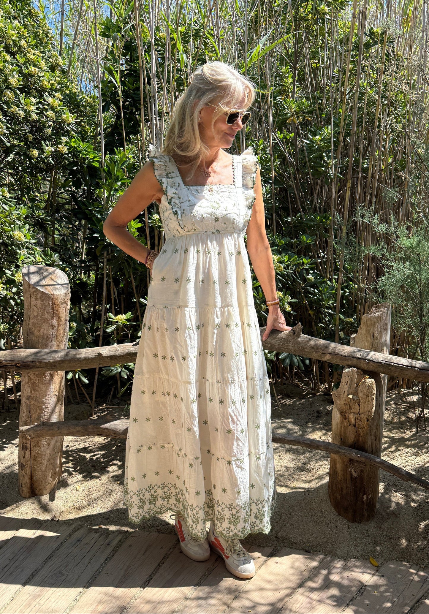 Lexy - Green Embroidered Flower