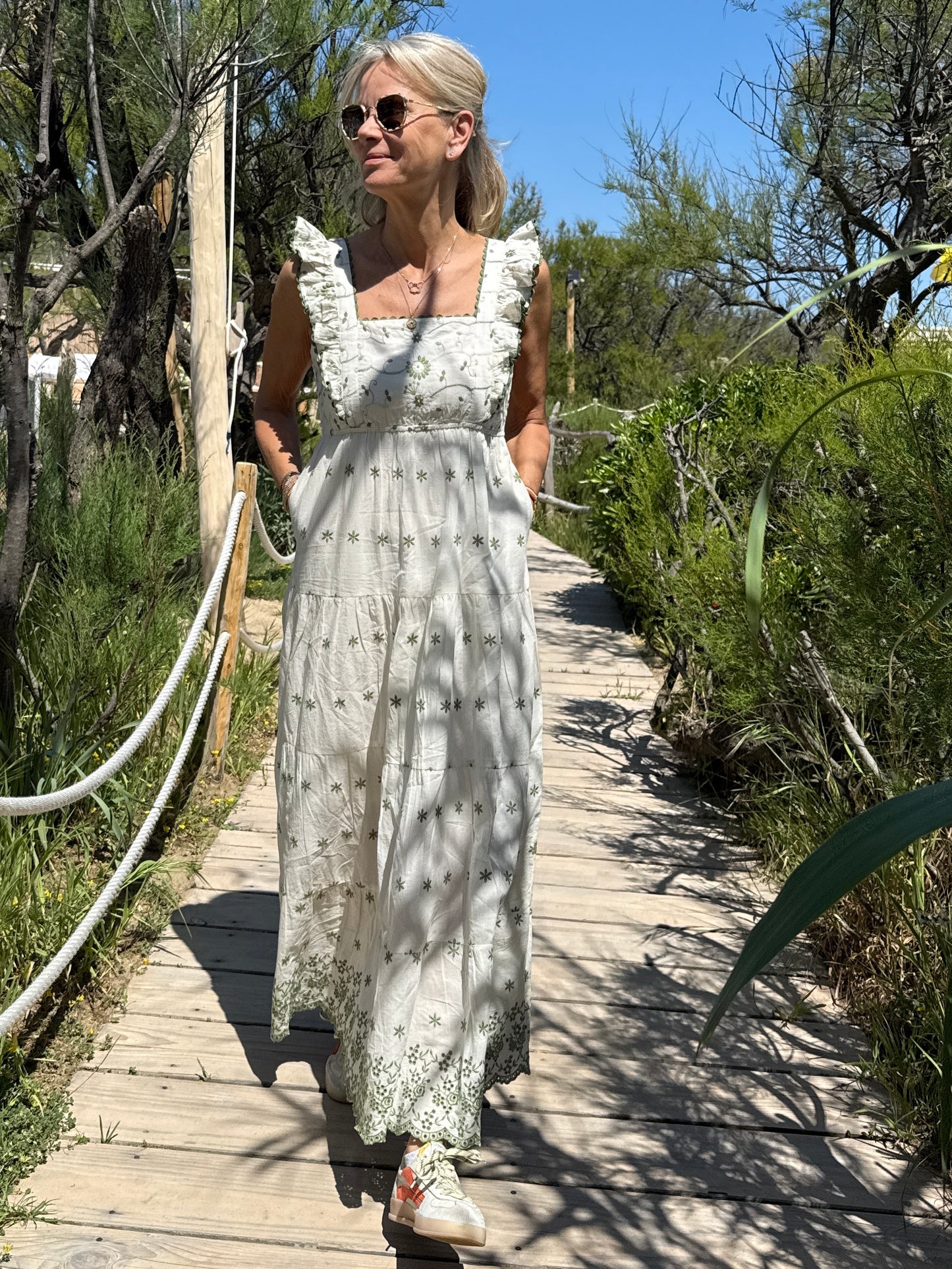 Lexy - Green Embroidered Flower