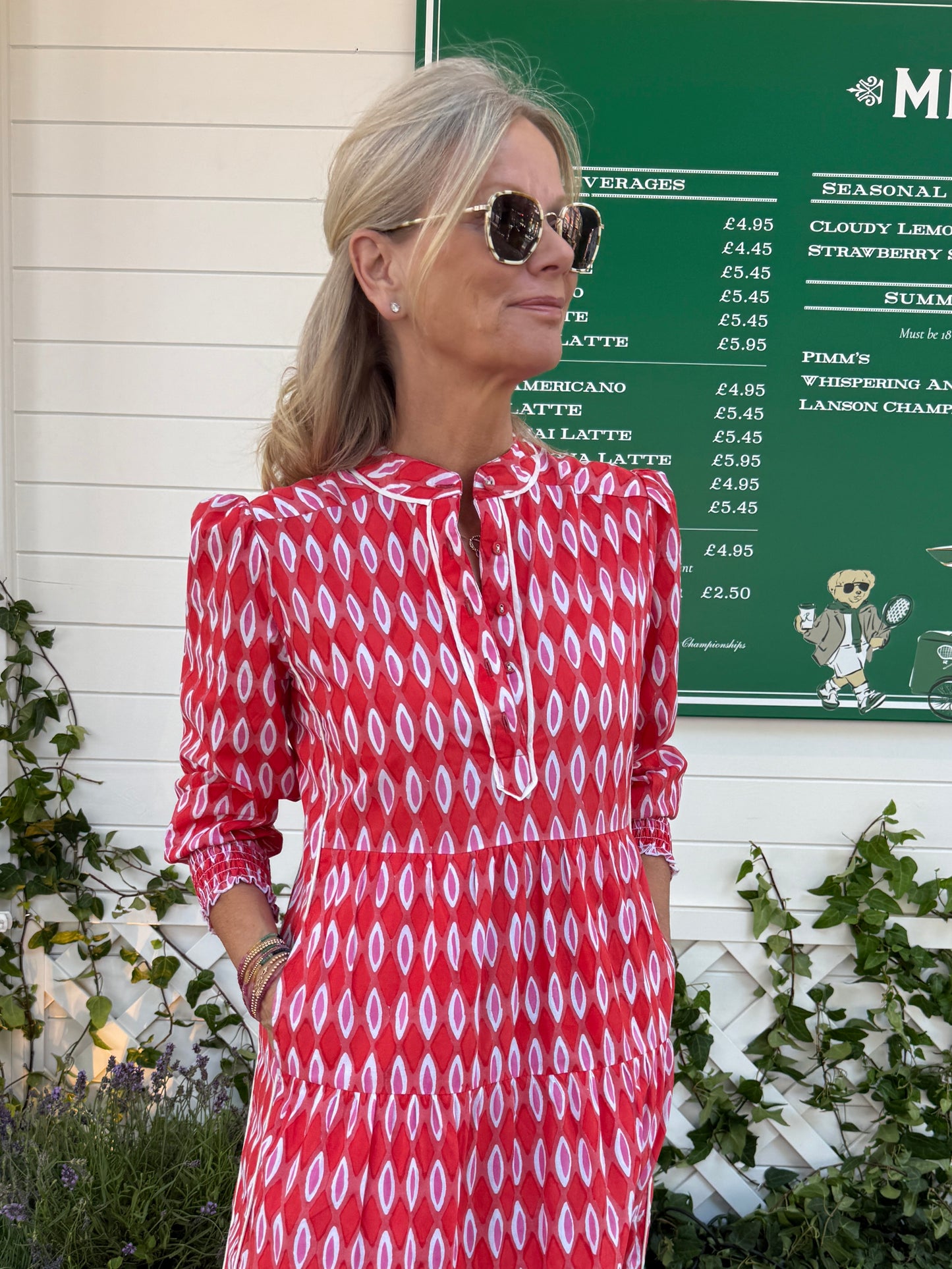 Upstanding Collar Deborah - Red Honeycombe