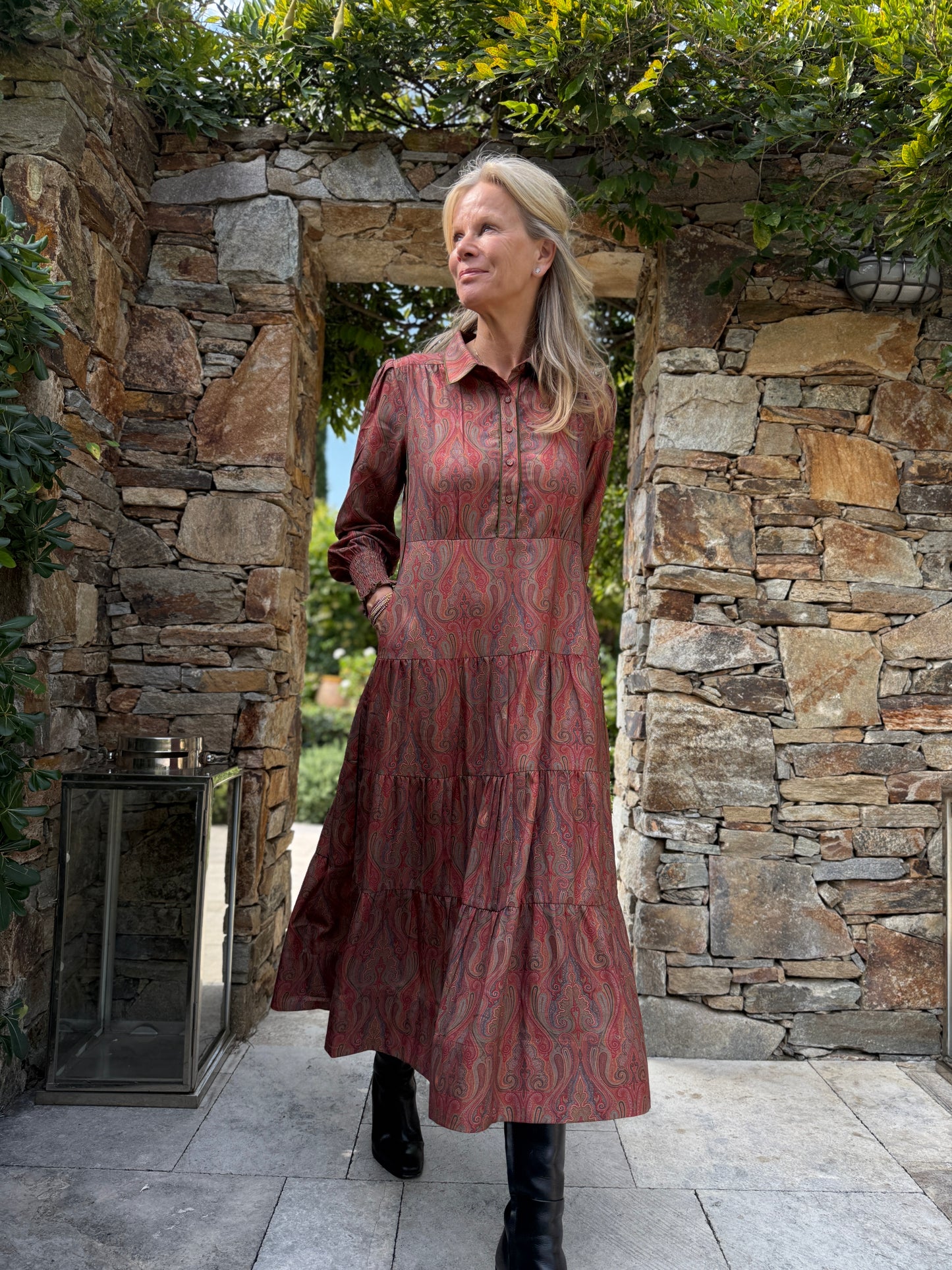 Collared Deborah - Winter Paisley