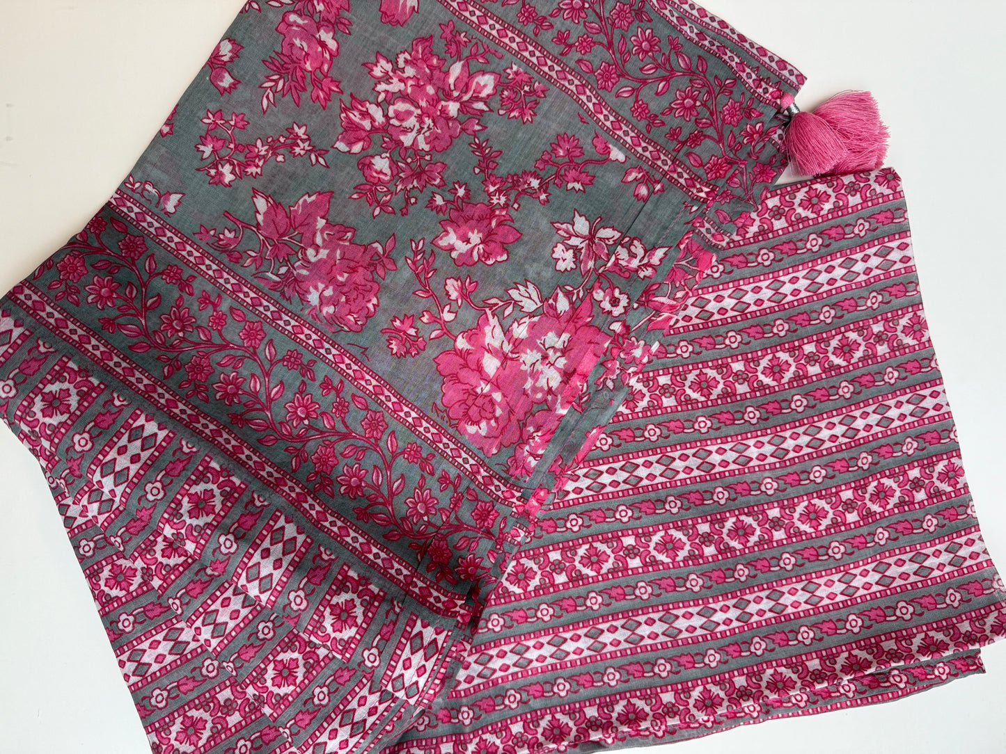 Sarong - Grey and Pink Stripe